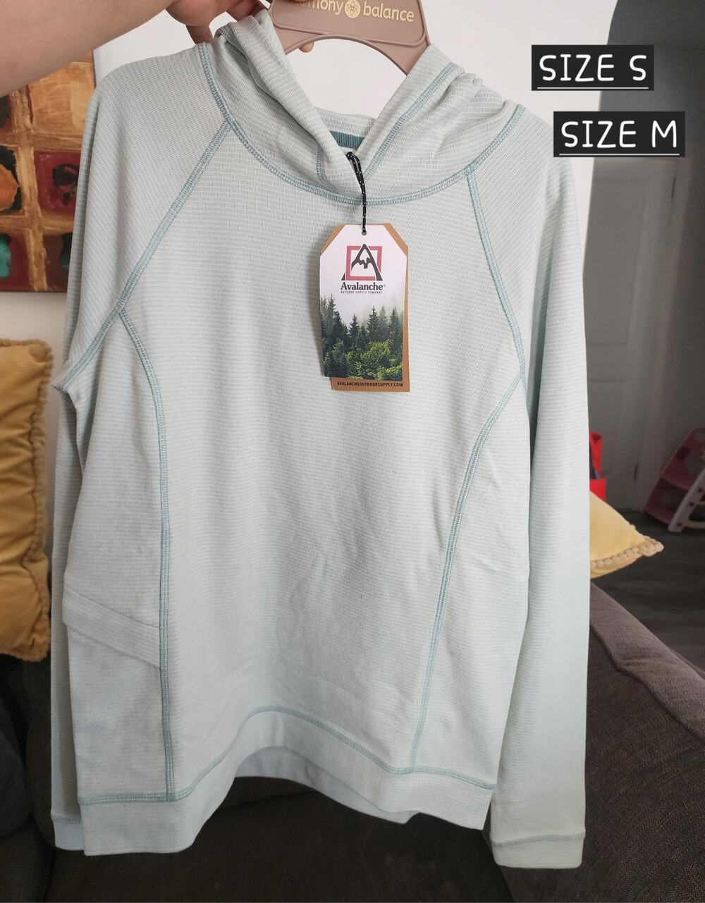 Avalanche Lightweight Outdoor Athletic Hoodie Mint Green - Size S/M - NWT